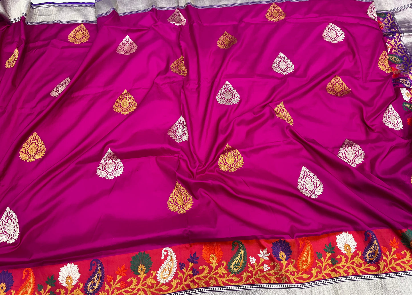 Pure Katan Silk Banarasi Handloom Saree - All over Kadua motifs With Meenakari