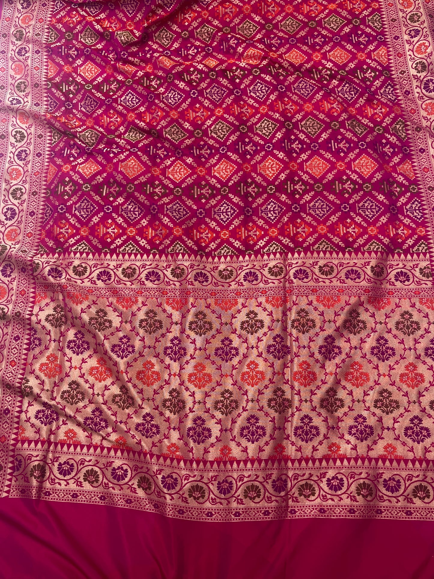 Pure Katan Silk Banarasi Handloom Saree . All over Jaal work with Meenakari