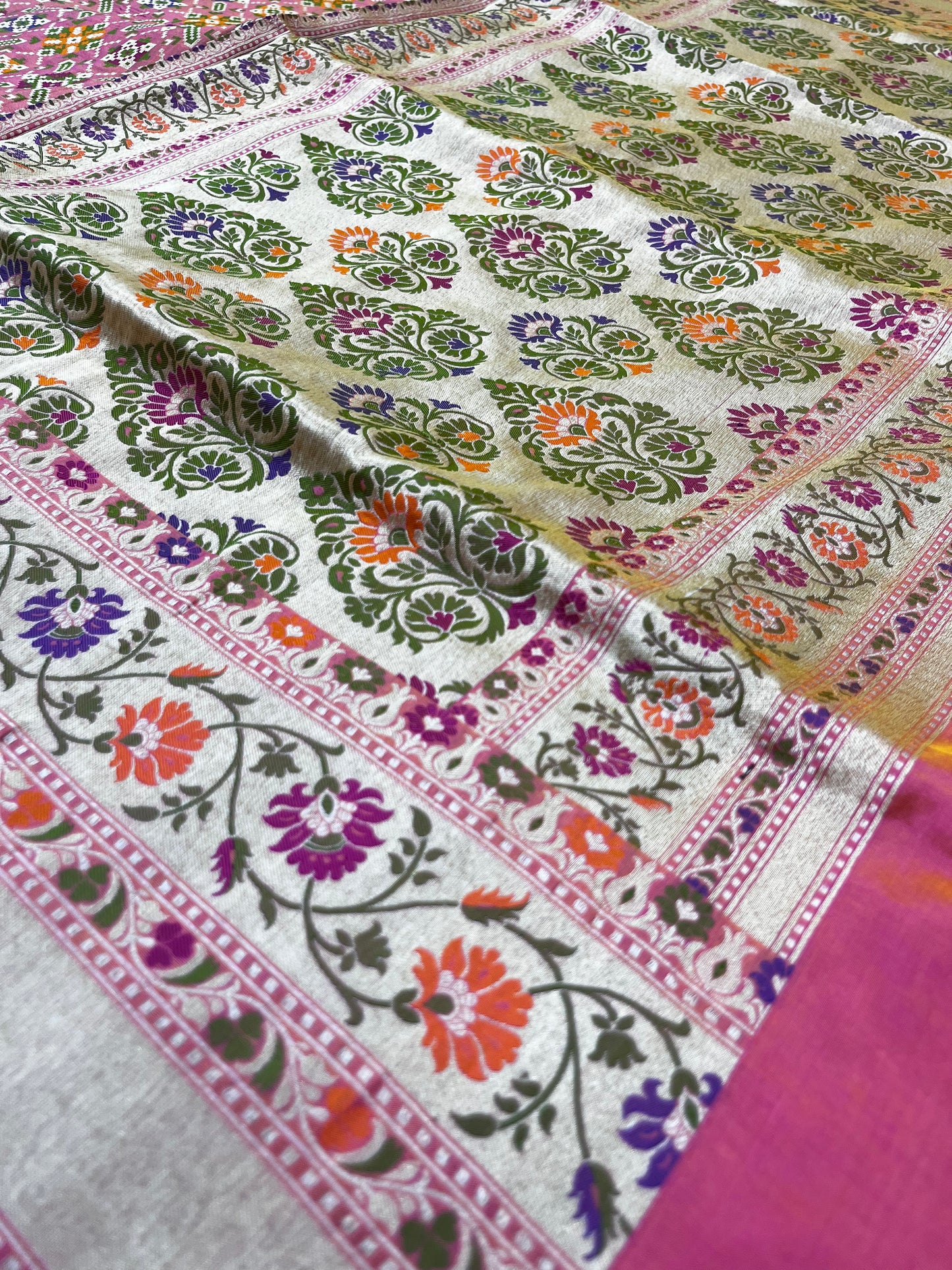 Pure Katan Silk Handloom Banarasi Saree - All over Jaal work with meenakari