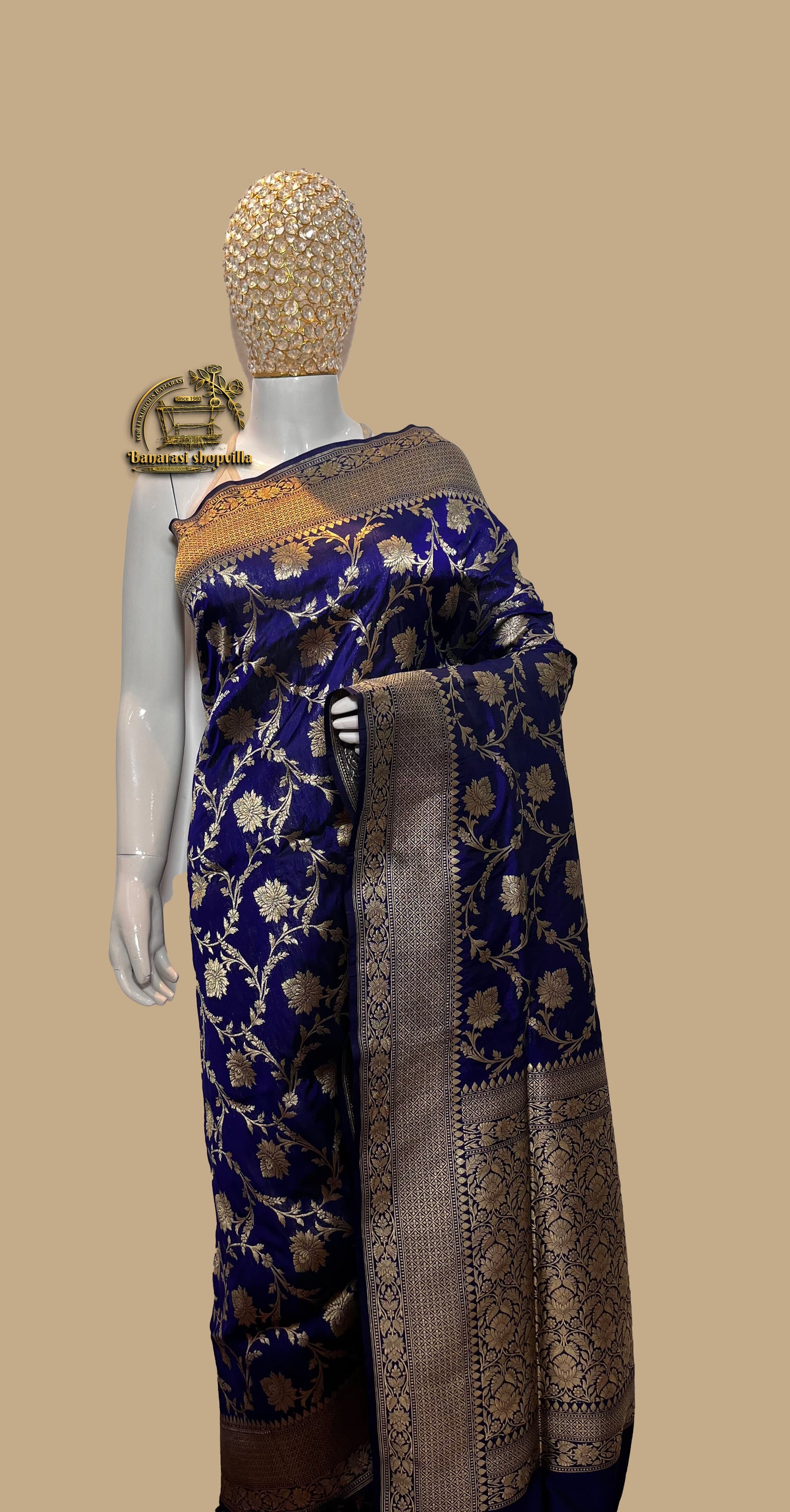 fantastic Pure Katan Silk Handloom Banarasi Saree - all Over jaal work