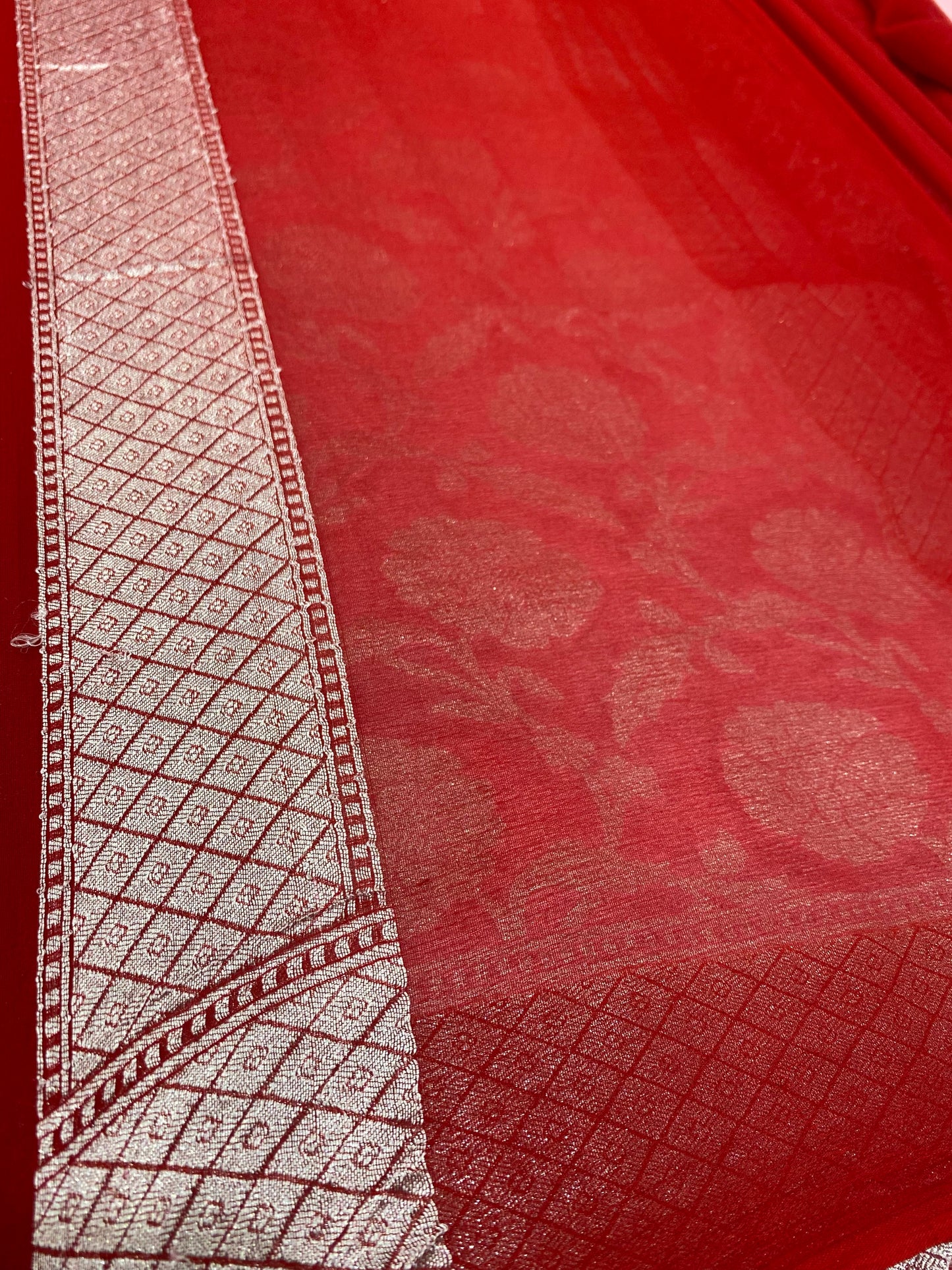 Khaddi Georgette Handloom Banarasi Saree Silver Zari