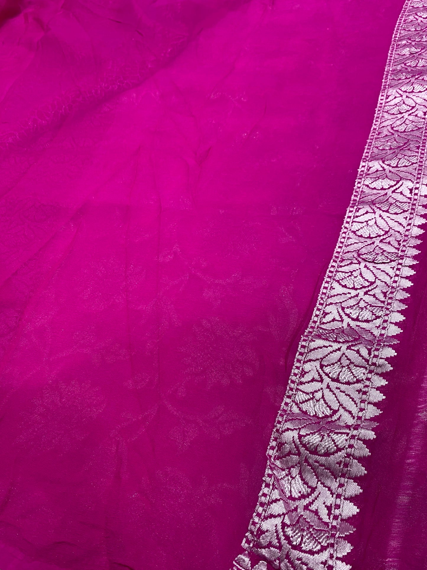 Khaddi Georgette Handloom Banarasi Saree