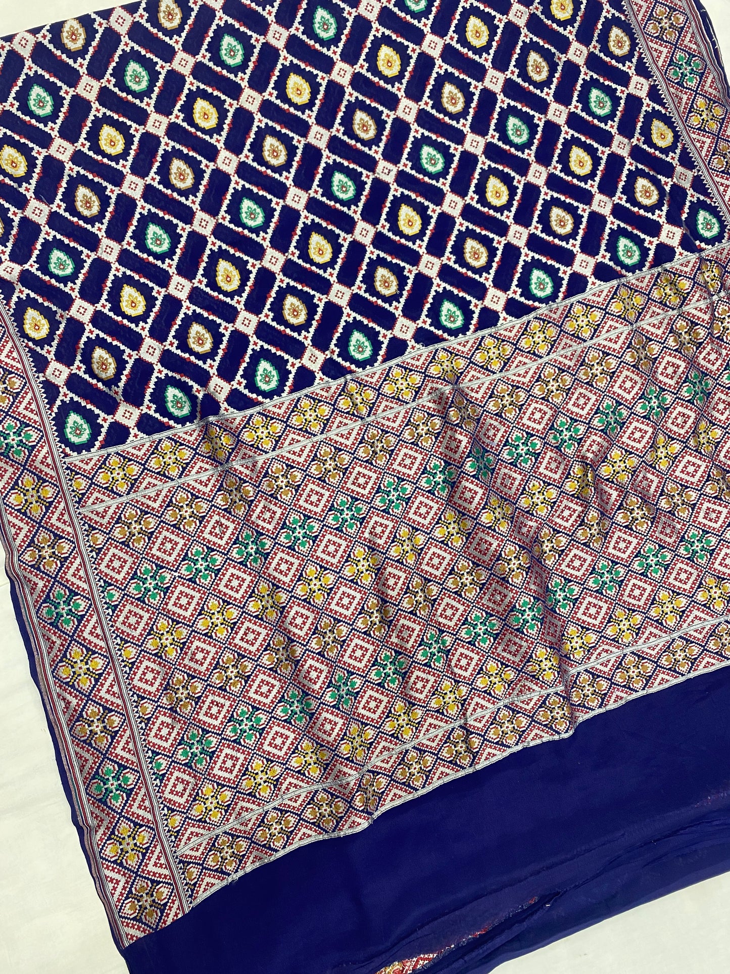 Khaddi Georgette Handloom Banarasi Saree - All over Jaal Work with three color meenakari