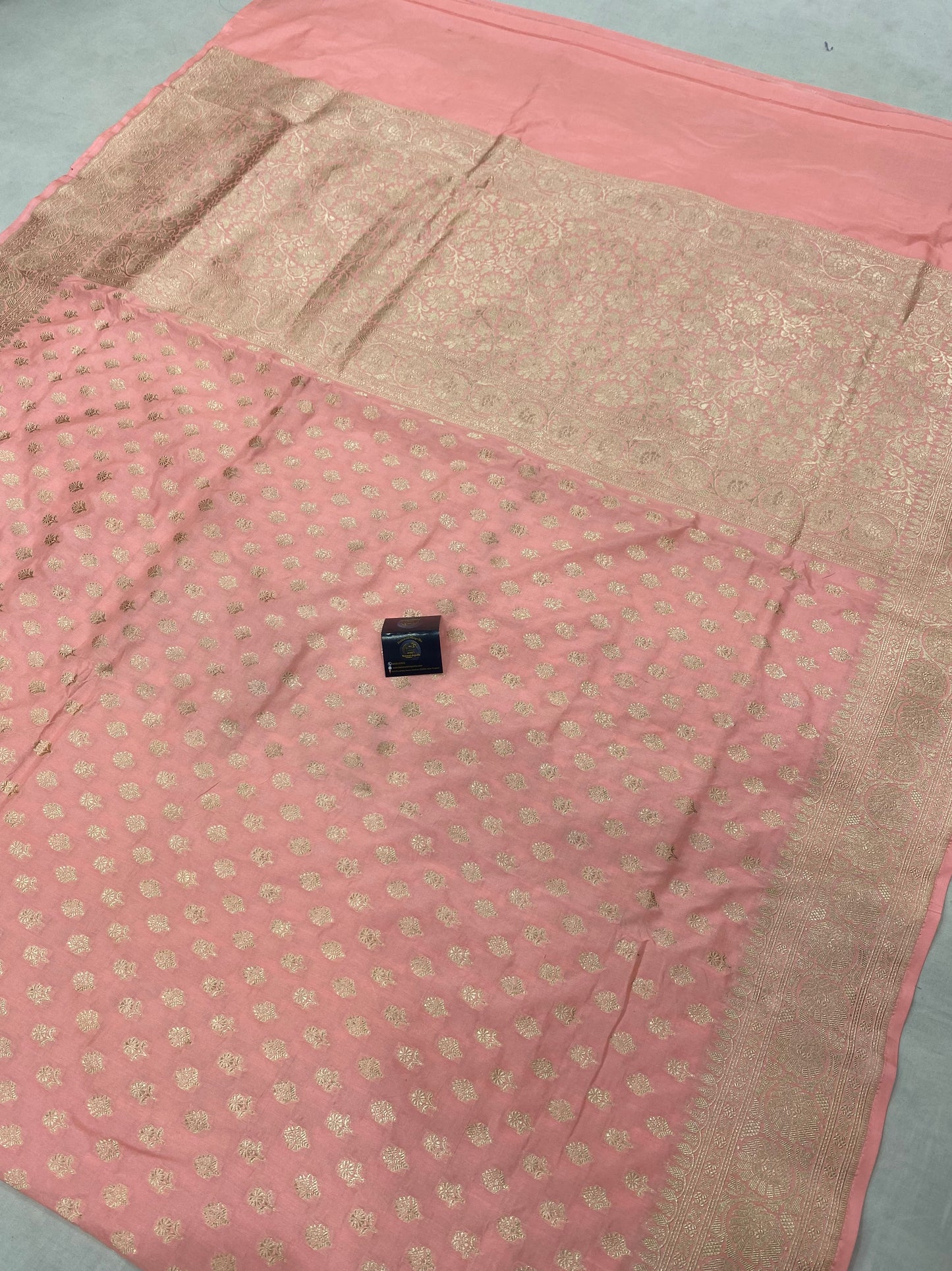 Pure Katan Silk Banarasi Handloom Saree - All over motifs